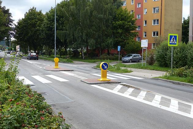 Przy „Jedynce” otwarto nowy dziedziniec dla uczniów i duży parking