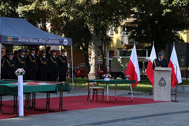 Uroczystość nadania sztandaru dla strażaków