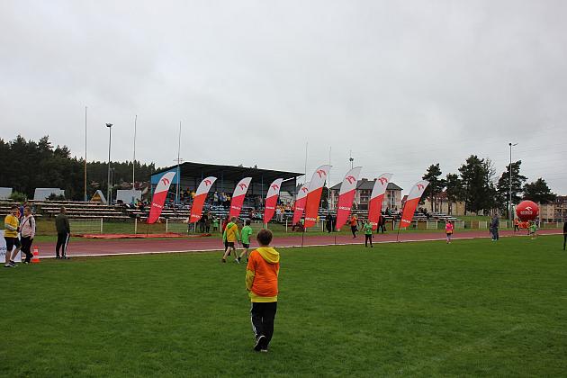 „Z podwórka na bieżnię”. Święto sportu na stadionie