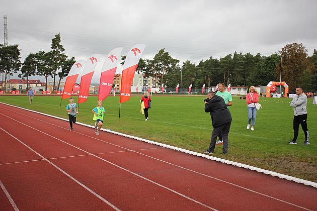 „Z podwórka na bieżnię”. Święto sportu na stadionie