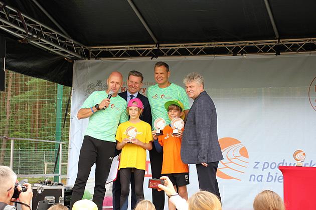 „Z podwórka na bieżnię”. Święto sportu na stadionie