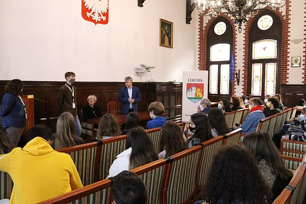 Uczniowie z wymiany z wizytą u Burmistrza