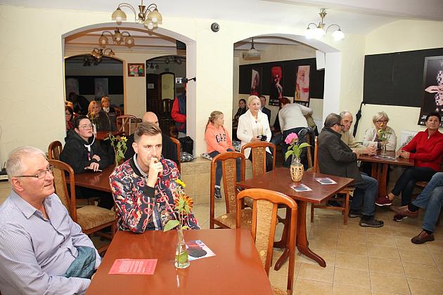 Rzeźby z cyklu WARRIOR stanęły pod ratuszem