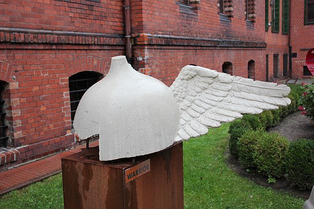 Rzeźby z cyklu WARRIOR stanęły pod ratuszem