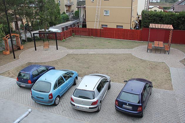 Nowe podwórko integracyjne przy Kossaka 72 cieszy lokatorów