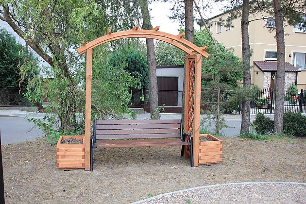 Nowe podwórko integracyjne przy Kossaka 72 cieszy lokatorów