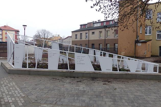 Podwórko integracyjne poświęcone Mieczysławowi Stryjewskiemu