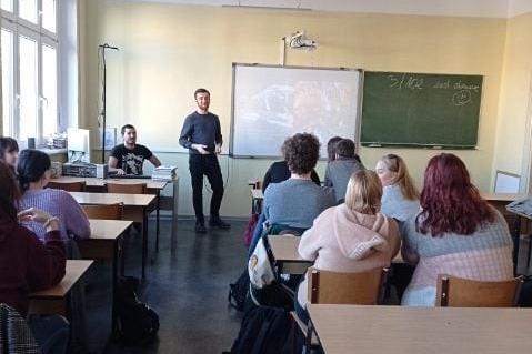 Klimaty Afryki, Azji i Europy w ZSGŻiA w środku zimy