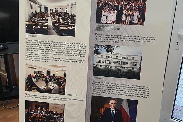 Senat RP wczoraj i dziś na wystawie w Lęborku