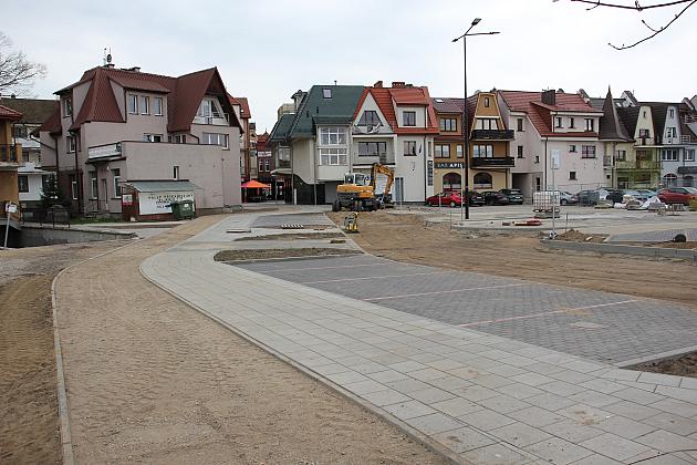 Trwa rozbudowa parkingu na zapleczu ulicy Staromiejskiej