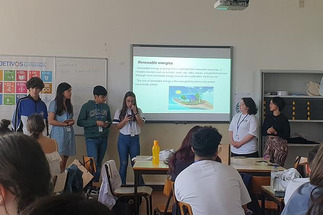 Uczniowie SP1 z Erasmusa+ polecieli na Azory