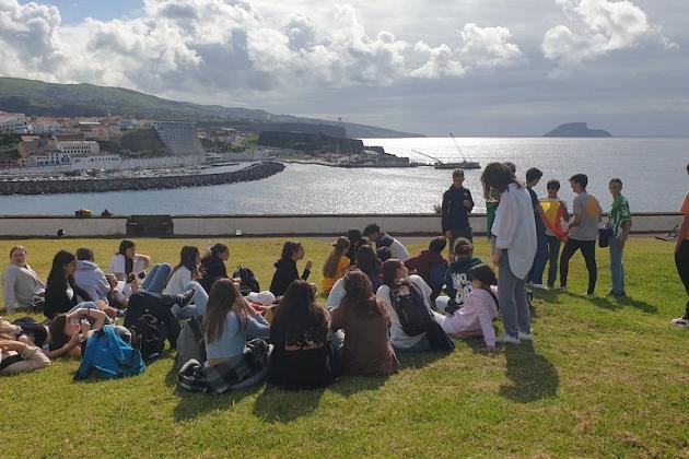 Uczniowie SP1 z Erasmusa+ polecieli na Azory