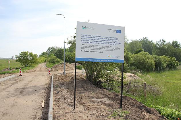 Przy Pułaskiego wybudowano kanalizację deszczową i miejsce do wędkowania