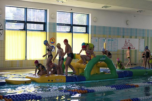 Szalona zabawa na Pływalni Miejskiej