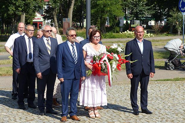 Kwiaty w Święto Wojska Polskiego