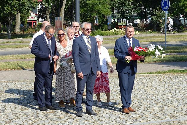 Kwiaty w Święto Wojska Polskiego