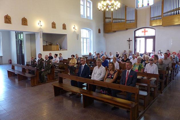 Kwiaty w Święto Wojska Polskiego