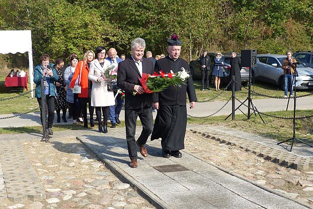 Pamięci pomordowanych więźniów KL Stutthof