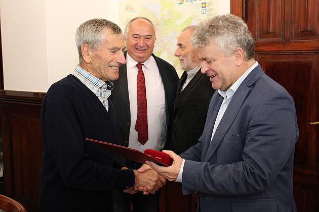 W podziękowaniu za propagowanie sportowego stylu życia