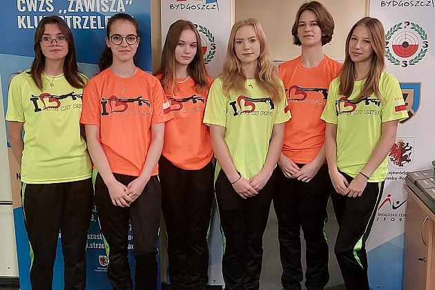 Złoto Adrianny Pakieły na Międzywojewódzkich Mistrzostwach Młodzików