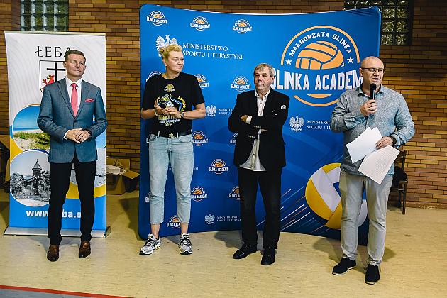 Siatkarze i siatkarki Glinka Academy rywalizowali w Lęborku i w Łebie