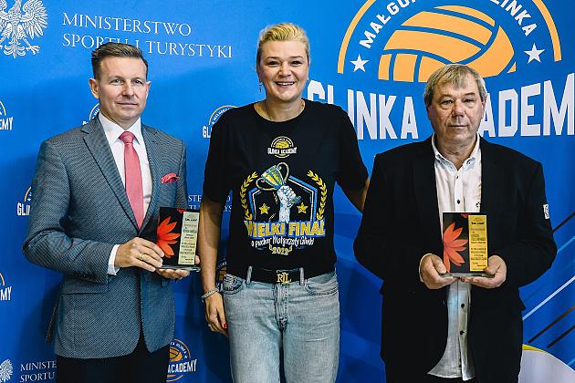 Siatkarze i siatkarki Glinka Academy rywalizowali w Lęborku i w Łebie