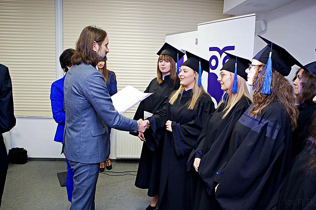 Wręczenie dyplomów opiekunom medycznym