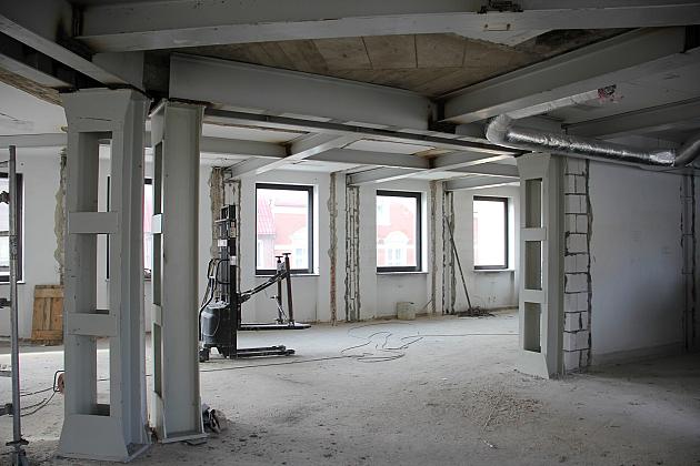 Modernizacja budynku po banku na miejską bibliotekę