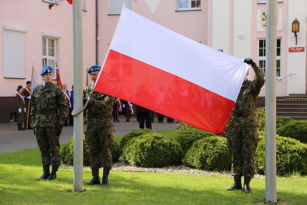 Dzień Flagi RP – uroczystość przed Starostwem Powiatowym