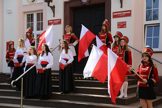 Dzień Flagi RP – uroczystość przed Starostwem Powiatowym