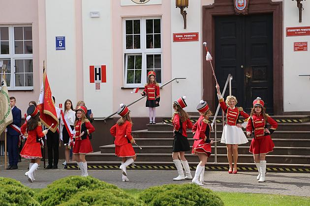 Dzień Flagi RP – uroczystość przed Starostwem Powiatowym