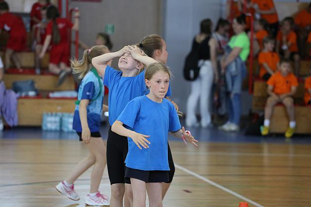 „Kto z nas lepiej i prędzej”. Konkurs sportowy dla uczniów szkół podstawowych