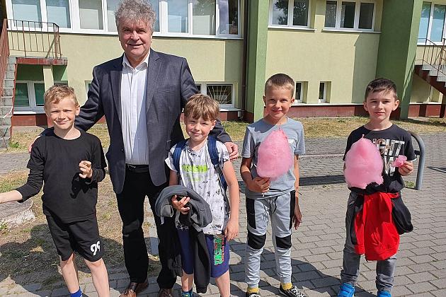 Dzień Dziecka – życzenia od Burmistrza