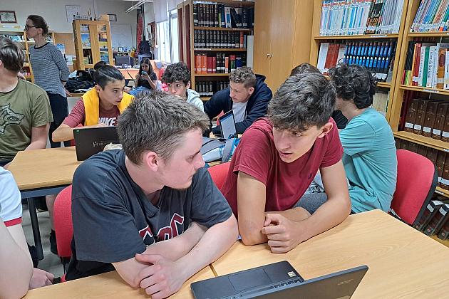 Uczniowie SLO na Erasmusie w Portugalii