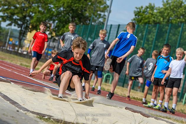 I Wiosenny Mityng Lekkoatletyczny „Sport - zdrowy nałóg, czysta e-energia”