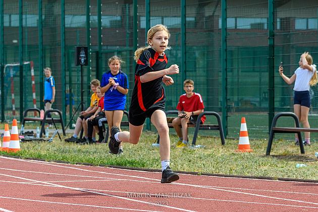 I Wiosenny Mityng Lekkoatletyczny „Sport - zdrowy nałóg, czysta e-energia”