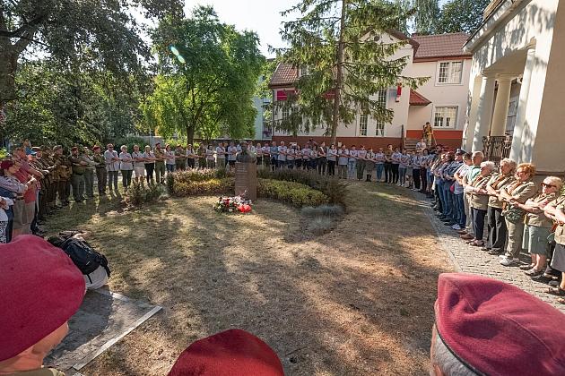 40-ta rocznica nadania imienia generała Stanisława Sosabowskiego 7 Harcerskiej Drużynie Czerwonych Beretów z Lęborka