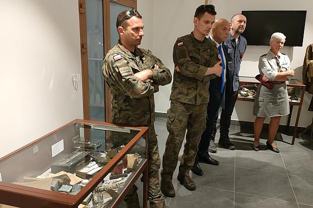 40-ta rocznica nadania imienia generała Stanisława Sosabowskiego 7 Harcerskiej Drużynie Czerwonych Beretów z Lęborka