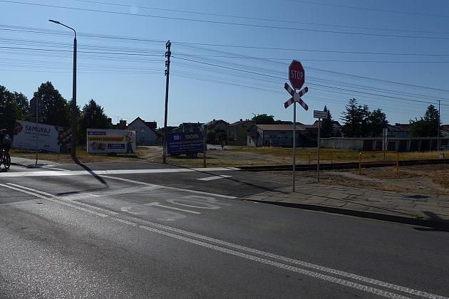 Przebudowa przejścia przez przejazd kolejowy Mireckiego/Topolowa