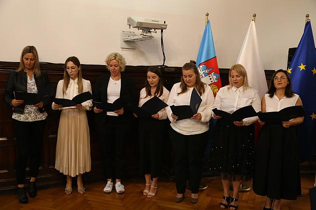 Oświatowa uroczystość w ratuszu