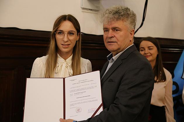 Oświatowa uroczystość w ratuszu