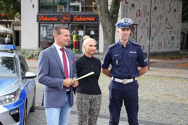 Rajd pieszo-rowerowy wyruszył z placu Pokoju