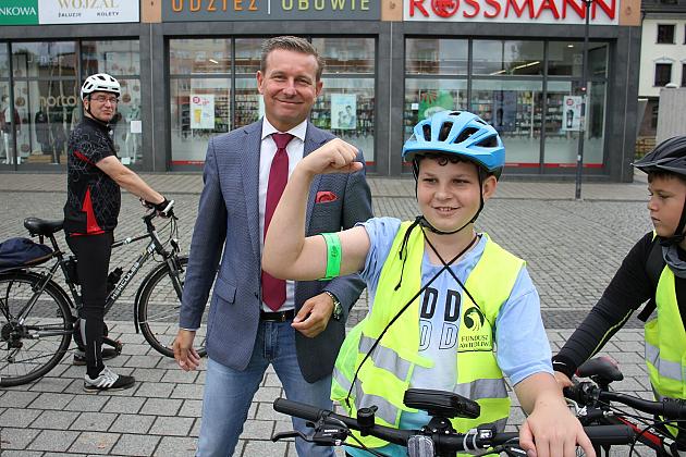 Rajd pieszo-rowerowy wyruszył z placu Pokoju