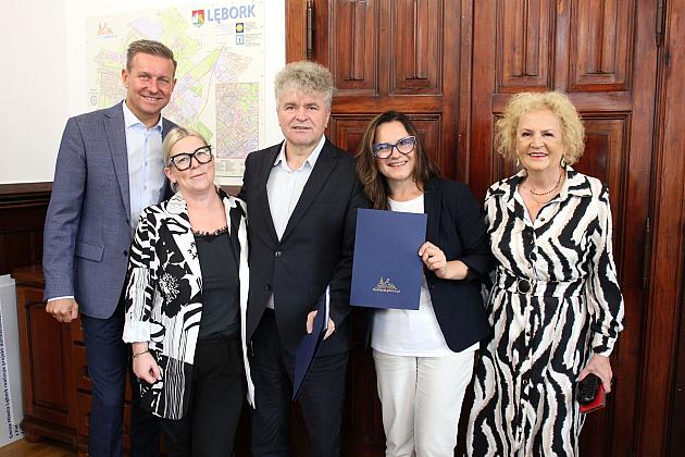 Miasto Lębork wspiera budowę hospicjum w Pogorzelicach