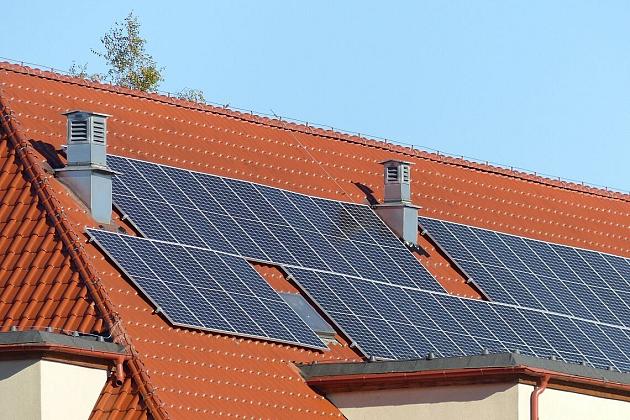 Instalacje układów fotowoltaicznych na budynkach użyteczności publicznej w Gminie Miasto Lębork