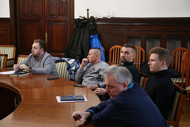 Wybory reprezentacji klubów sportowych do komisji konkursowych na 2024 rok