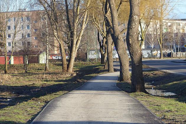 Szybko i bezpiecznie. Nowa droga rowerowa przy ul. Komuny Paryskiej