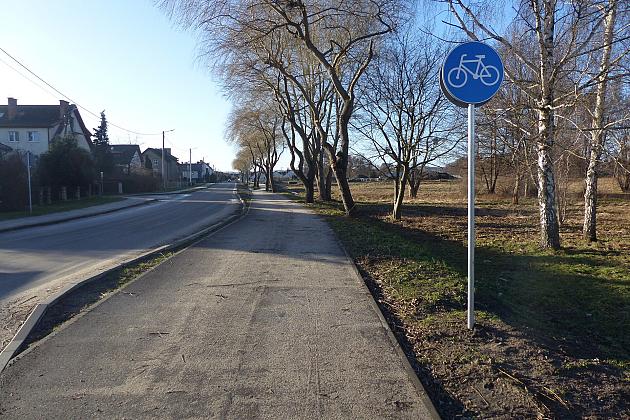 Szybko i bezpiecznie. Nowa droga rowerowa przy ul. Komuny Paryskiej