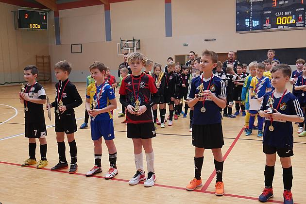 Zawodnicy MKS Lwa Lębork na turnieju o Puchar Prezesa Stali Jezierzyce