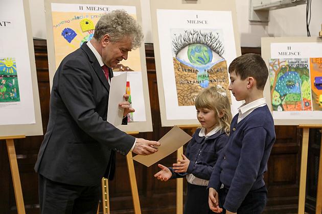 Konkurs plastyczny pn. „Eko plakat” rozstrzygnięty